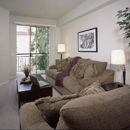 The Louisa Apartments بورتلاند الغرفة الصورة